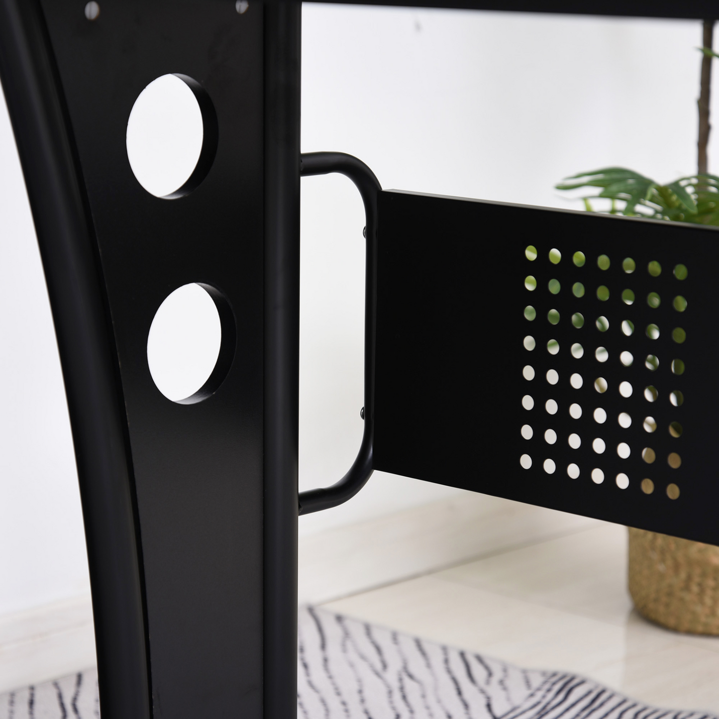 L-Shaped Corner Work Desk Gaming Office with Steel Frame CPU Rack Keyboard Tray Space-Saving Melamine Coating Computer in Black | HOMCOM
