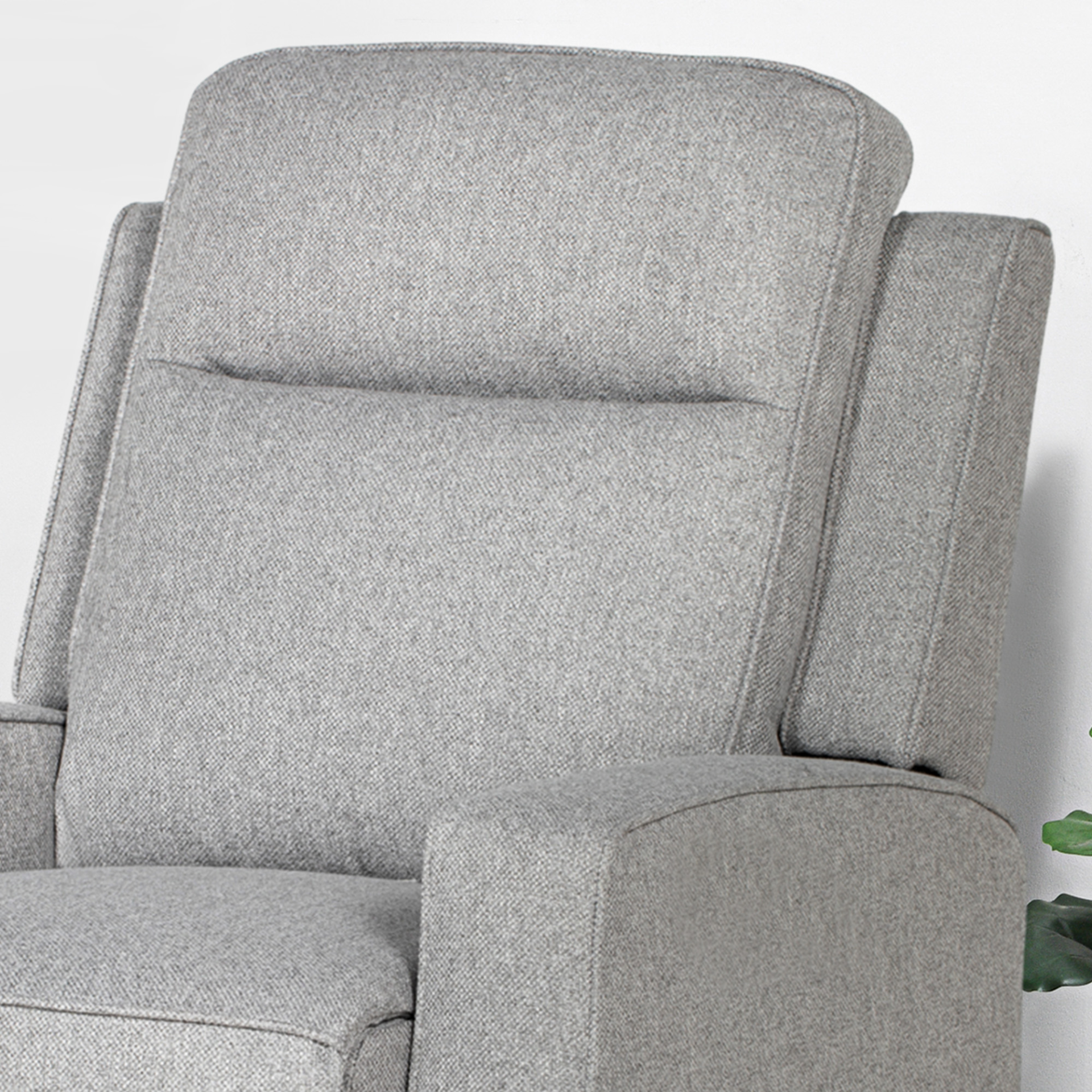 Electric Recliner Armchair, Recliner Chair with Adjustable Leg Rest, USB Port in Grey | HOMCOM