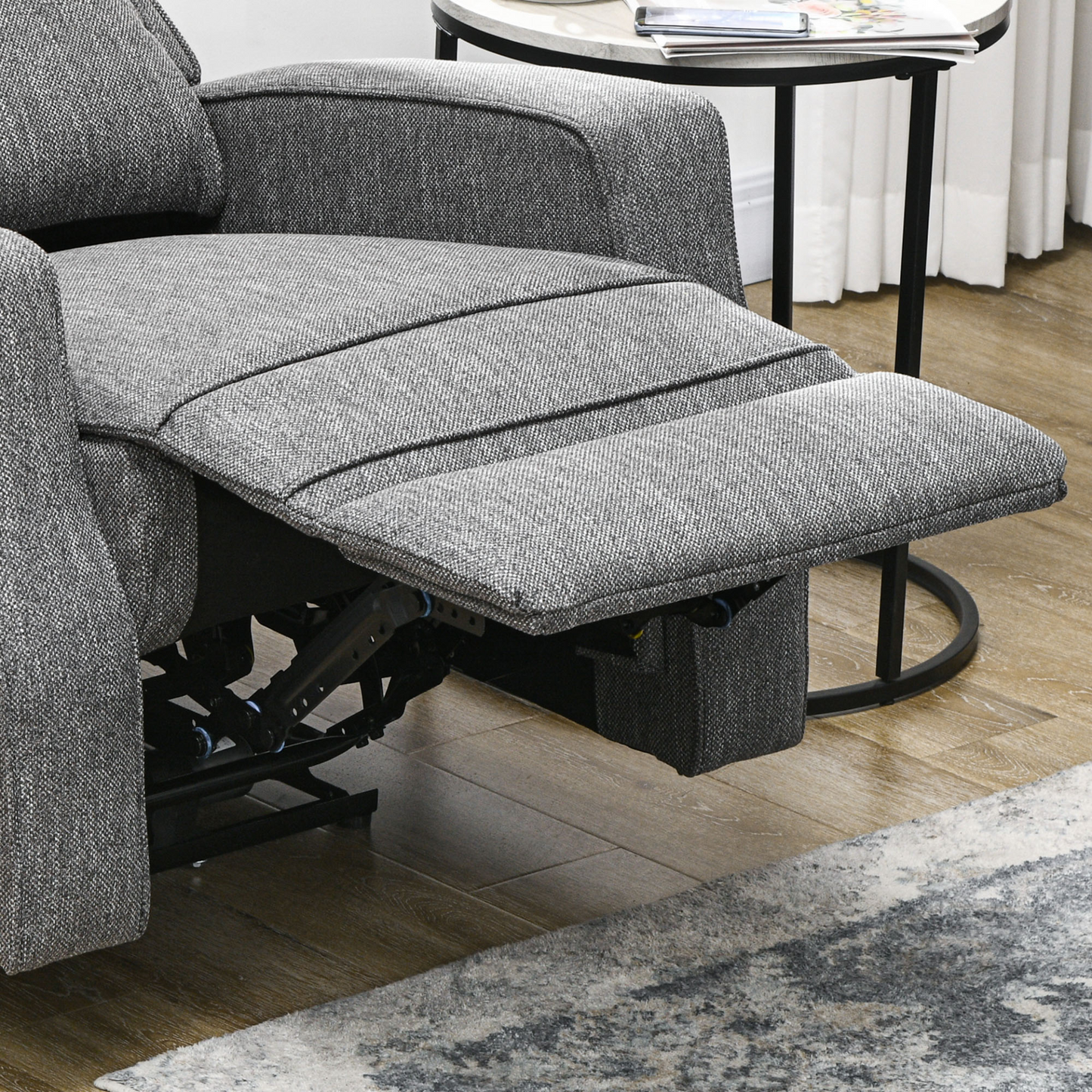 Electric Recliner Armchair, Recliner Chair with Adjustable Leg Rest, USB Port, Charcoal Grey | HOMCOM