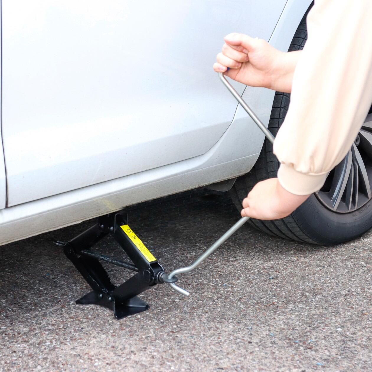 1 Tonne Scissor Jack - Compact Vehicle Lifter with Folding Crank Handle