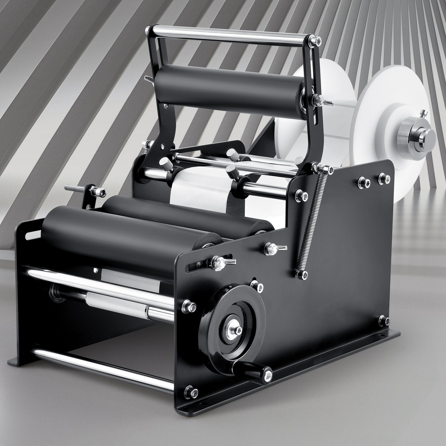 VEVOR Manual Round Labeling Machine, 15-20pcs/min, Bottle Label Applicator for Round Bottles, Adjustable Manual Round Bottle Labeler Suitable for Bottle Diameter 1.98-11.99 cm (with Pressing Bar)