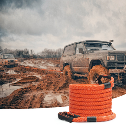 VEVOR 7/8" (2.2 cm) x 30'/9.1 m Kinetic Recovery Tow Rope 30,580 lbs/13,876.4 kg, Heavy-Duty Off Road Snatch Strap with 2 Soft Shackles (41,750 lbs/18,927.5 kg) Extreme Duty 30% Elasticity Energy Snatch Strap Jeep Car Truck ATV UTV SUV Tractor