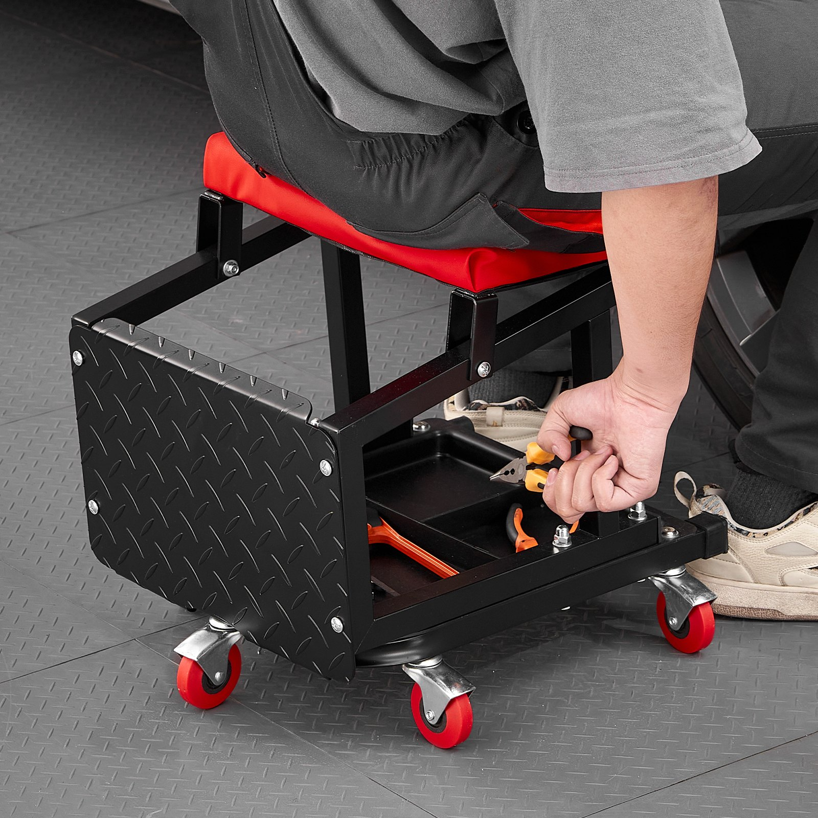 VEVOR Mechanic Stool Rolling Work Seat 300 lbs Load Seat/Step Stool with Wheels